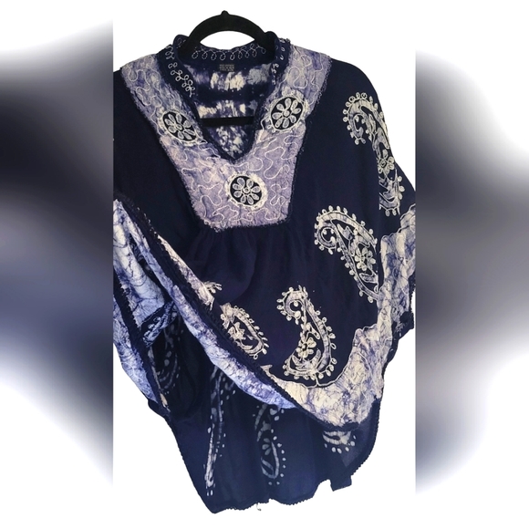 Unbranded Tunic Ponch  W/ Embroidery Paisly Flowers Free Size - Picture 4 of 10